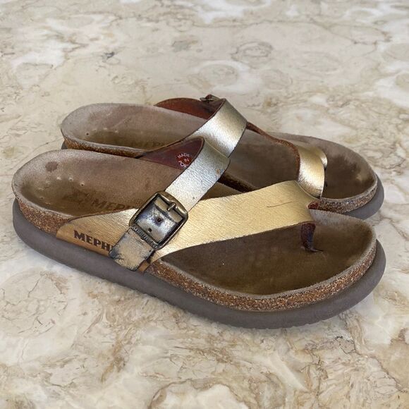 Mephisto Helen Gold Leather Thong Sandals - Picture 1 of 14